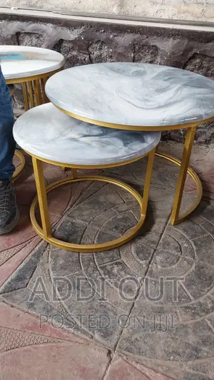 ጠረጴዛ በ ኢንፖክሲ