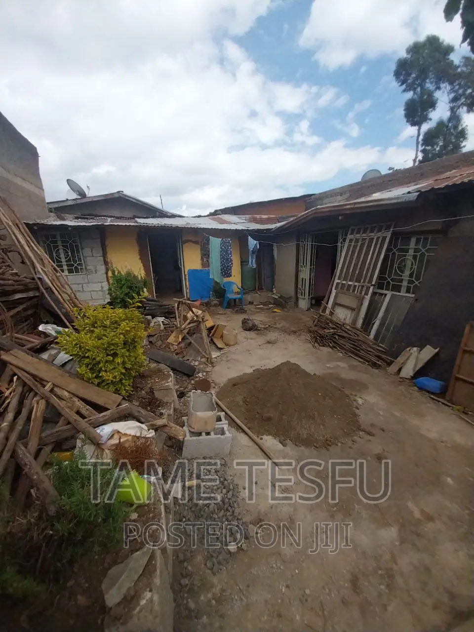 Furnished 2bdrm House in Yeka Memihirana  for sale