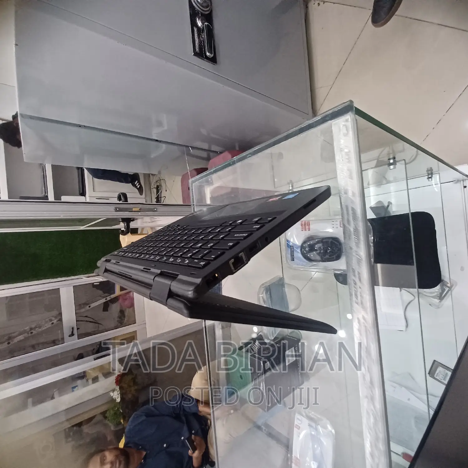 Laptop Lenovo 100e 4GB Intel Pentium HDD 500GB