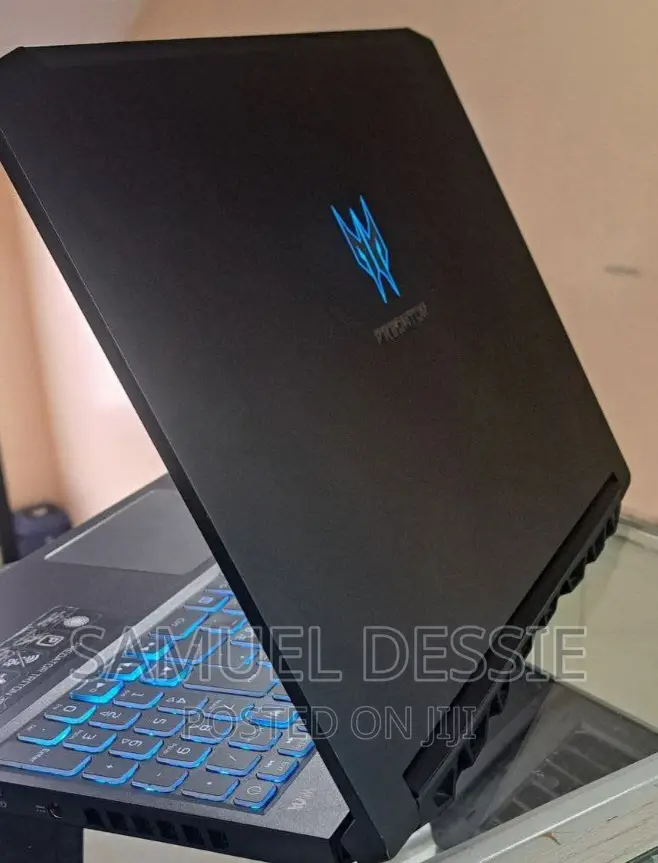 New Laptop Acer Predator Helios 300 16GB Intel Core I7 SSD 512GB