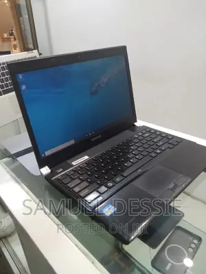 Laptop Toshiba Portege R830 4GB Intel Core I5 HDD 500GB