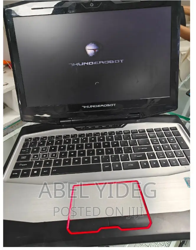 New Laptop 8GB Intel Core I5 SSD 256GB