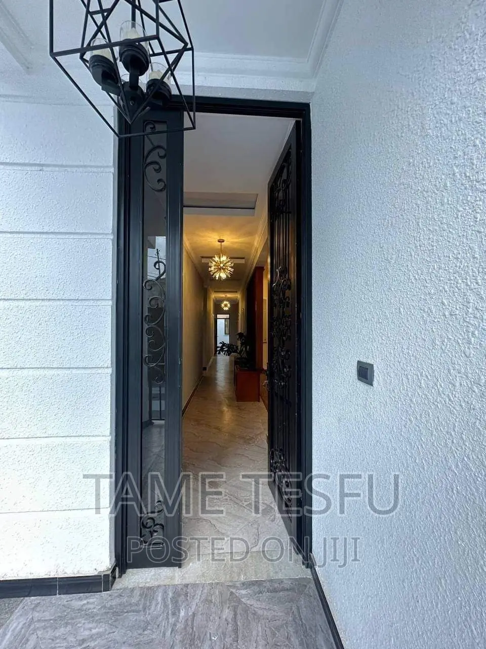 Furnished 4bdrm Villa in Yeka Kollejii for sale