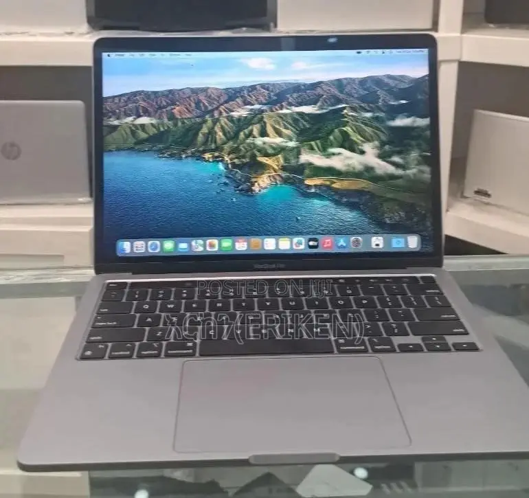 New Laptop Apple MacBook Pro M1 8GB Apple M1 Pro SSD 256GB