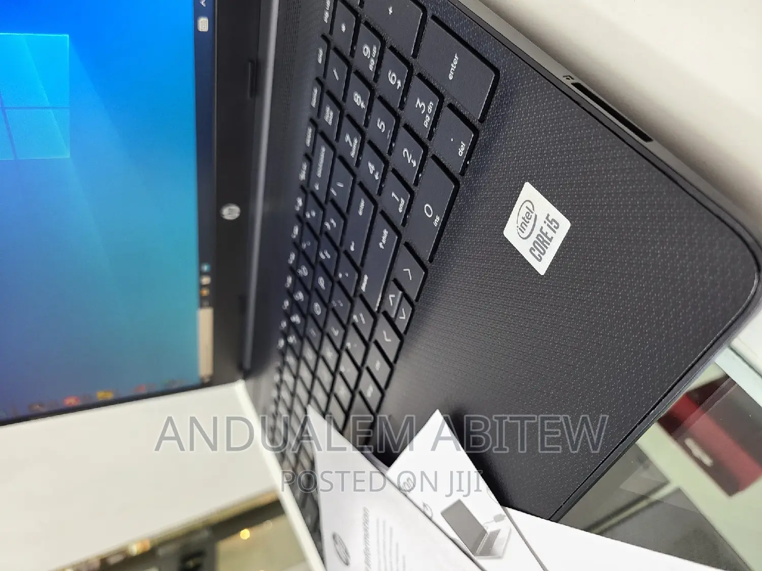 New Laptop HP Stream Notebook 8GB Intel Core I5 SSHD (Hybrid) 1T