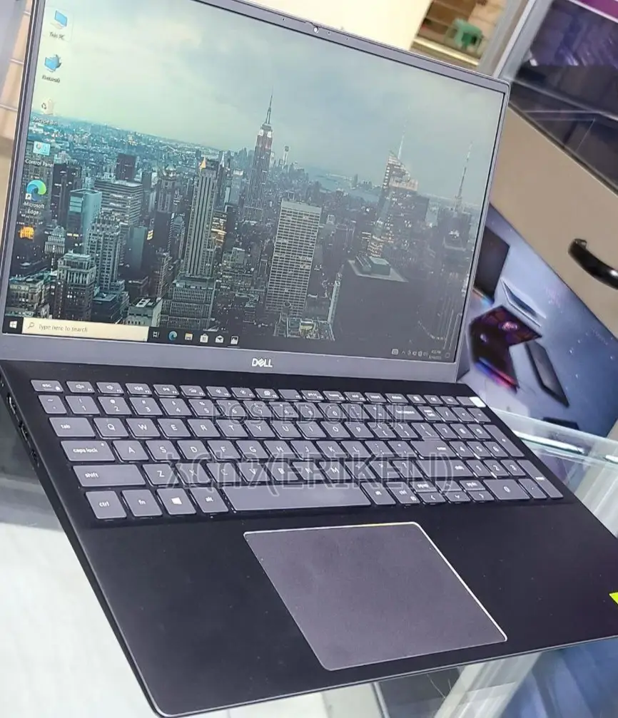 New Laptop Dell Vostro 15 3558 16GB Intel Core I7 SSD 1T