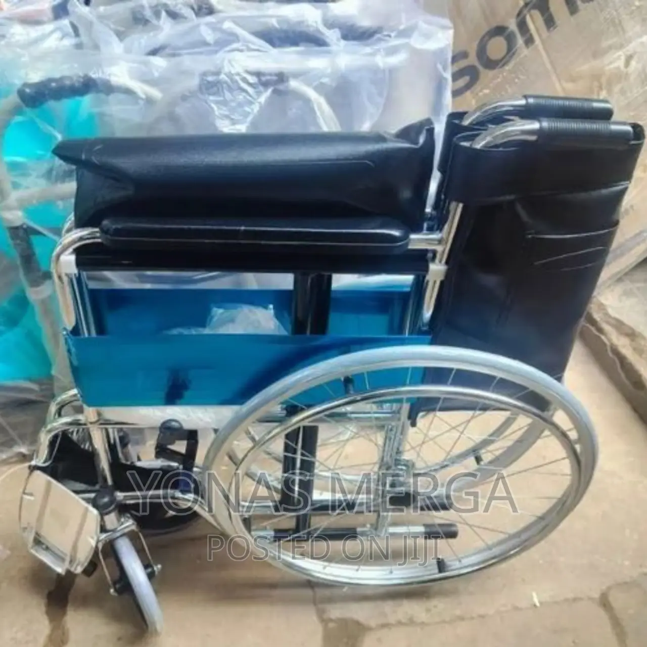 Wheelchair_wheelchair-Wheelchair-KHL Foldable Wheelchair