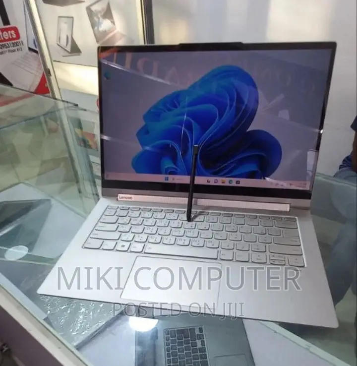 New Laptop Lenovo 12GB Intel Core I7 SSD 512GB