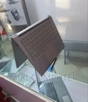 New Laptop Lenovo 12GB Intel Core I7 SSD 512GB