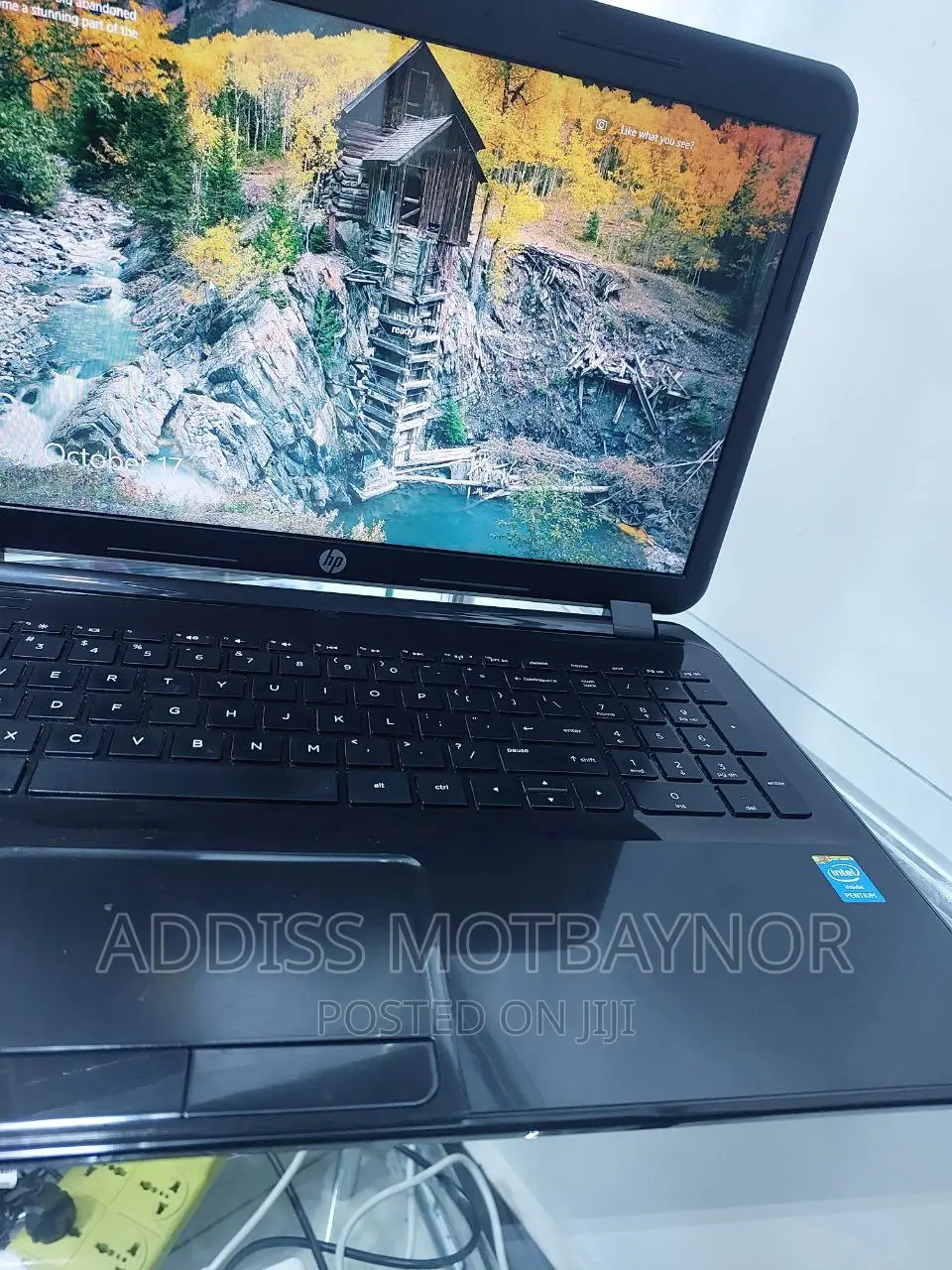 New Laptop HP Pavilion 15 8GB Intel Core i5 HDD 750GB