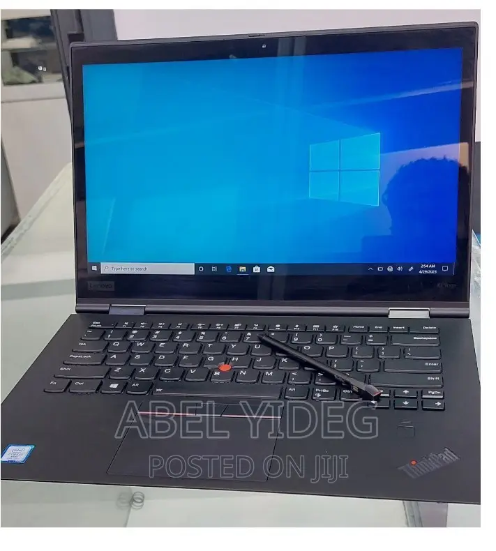 New Laptop Lenovo Yoga 260 8GB Intel Core I5 SSD 512GB