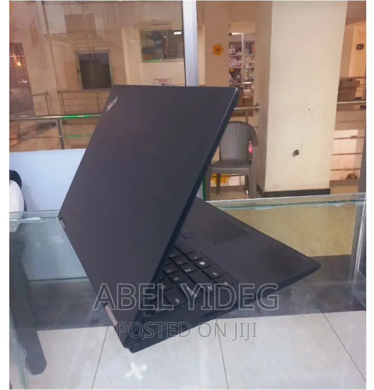 New Laptop Lenovo Yoga 260 8GB Intel Core I5 SSD 512GB