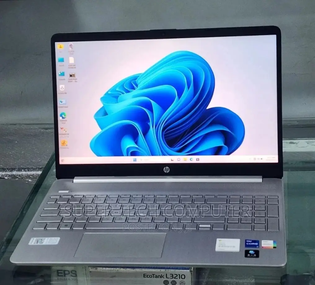 New Laptop HP Stream Notebook 16GB Intel Core I7 SSD 512GB