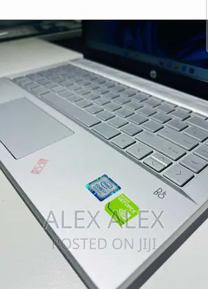 New Laptop HP Pavilion 15 8GB Intel Core I7 SSD 1T