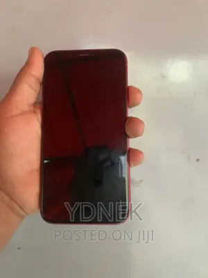 Apple iPhone XR 64 GB Red