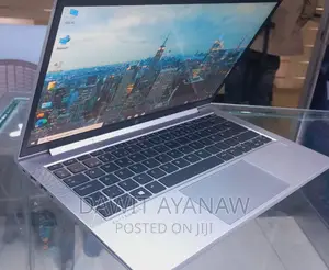 New Laptop HP EliteBook 830 G7 8GB Intel Core I5 SSD 512GB