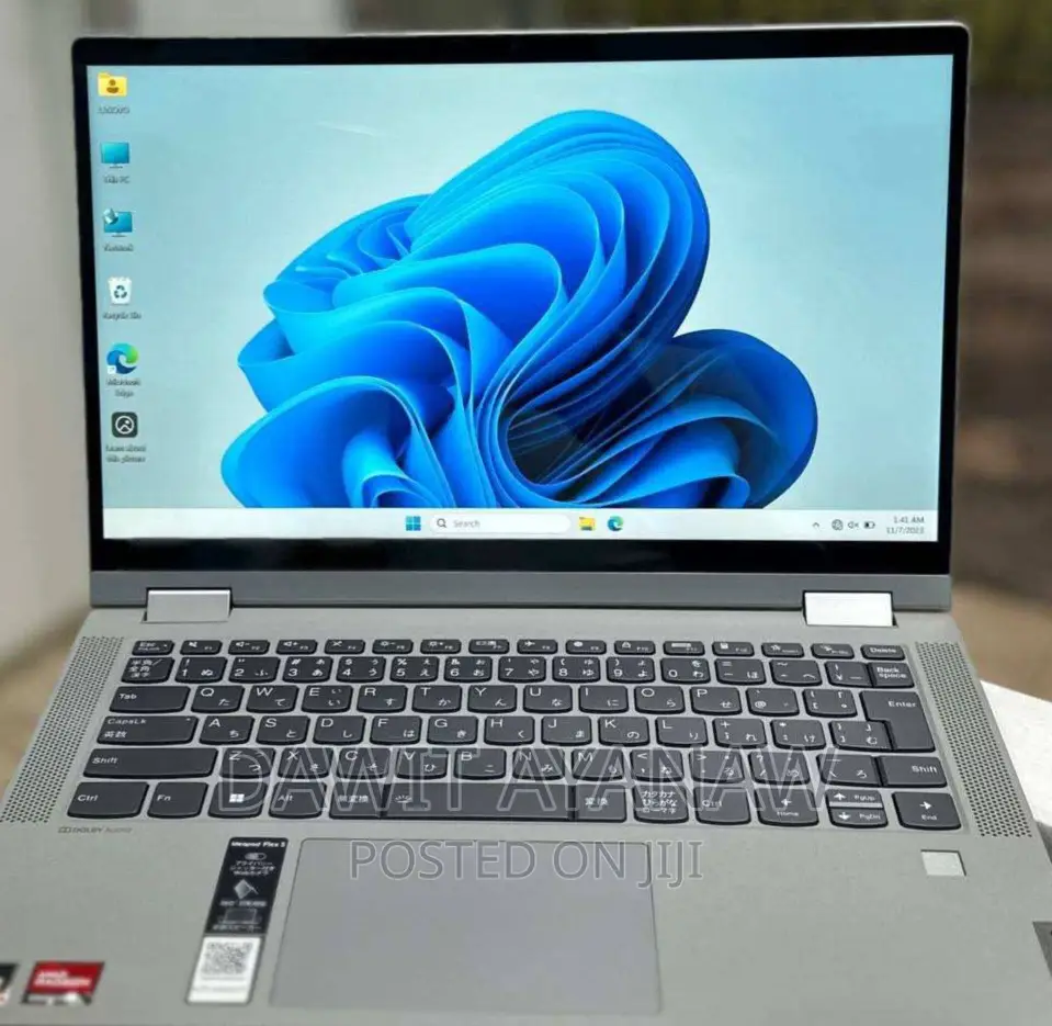 New Laptop Lenovo 16GB AMD Ryzen 7 SSD 512GB