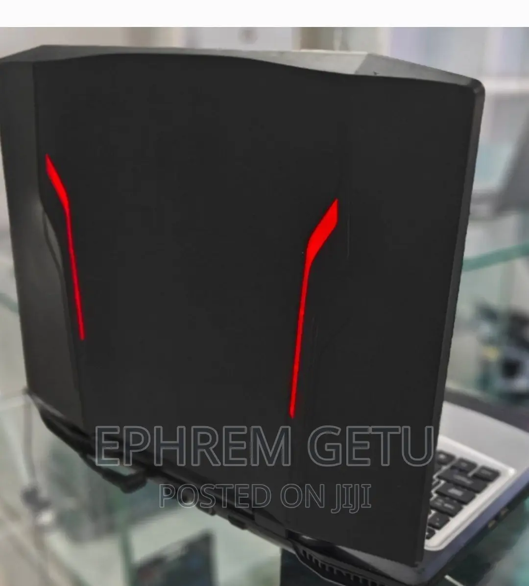 New Laptop 8GB Intel Core I5 SSD 256GB