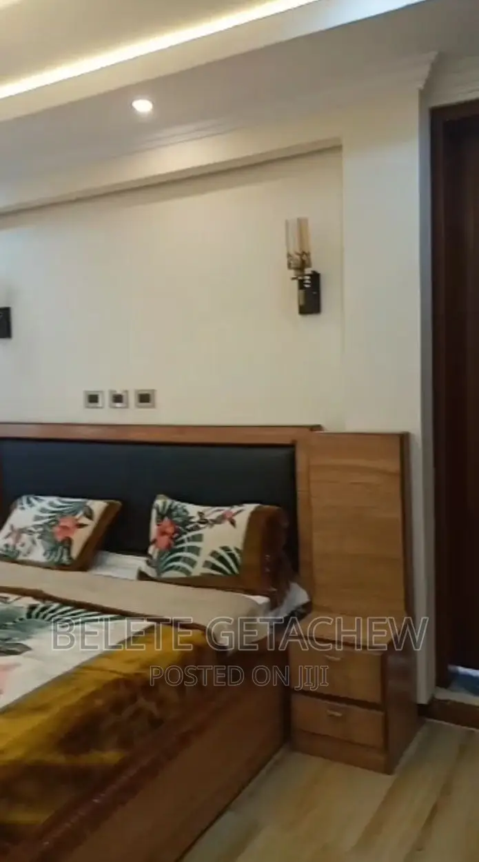 Furnished 4bdrm Apartment in ፍየል ቤት አፓርታማ 140 ካ.ሜ, Bole for sale