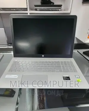 New Laptop HP Pavilion 15 8GB Intel Core I7 SSD 256GB