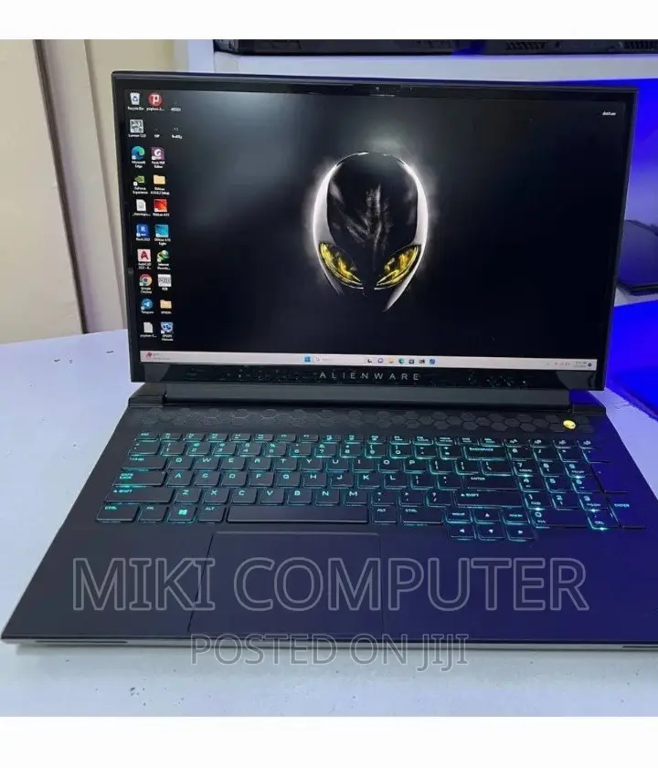 New Laptop Alienware M17x R2 32GB Intel Core I7 SSD 1T