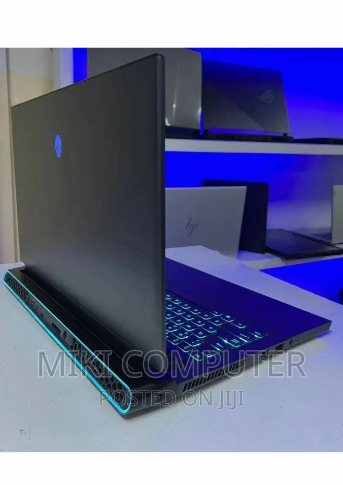 New Laptop Alienware M17x R2 32GB Intel Core I7 SSD 1T