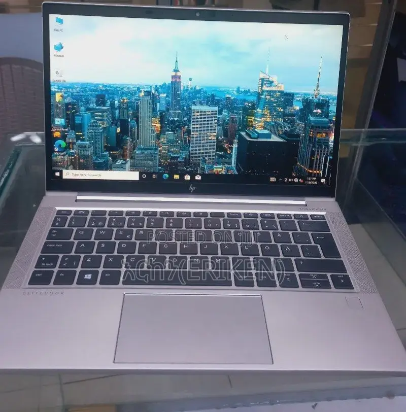 New Laptop HP EliteBook 830 G7 8GB Intel Core I5 SSD 512GB