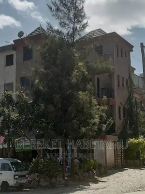 Photo - Furnished 6bdrm House in ሃይሌ ጋርመንት, Nifas Silk-Lafto for sale