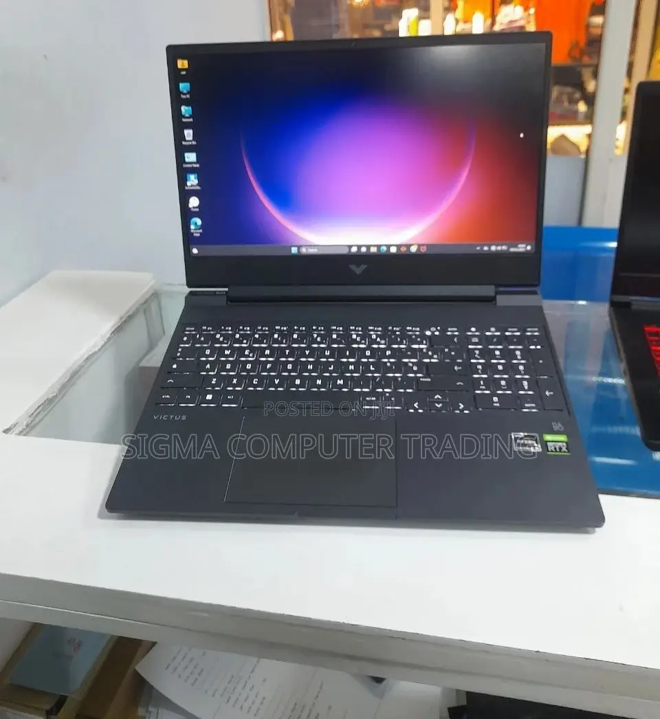 New Laptop HP Victus 16 16GB AMD Ryzen 5 SSD 512GB