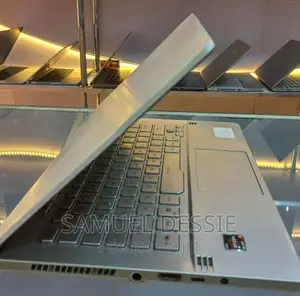 New Laptop Asus ROG Zephyrus G15 48GB AMD Ryzen 9 SSD 2T