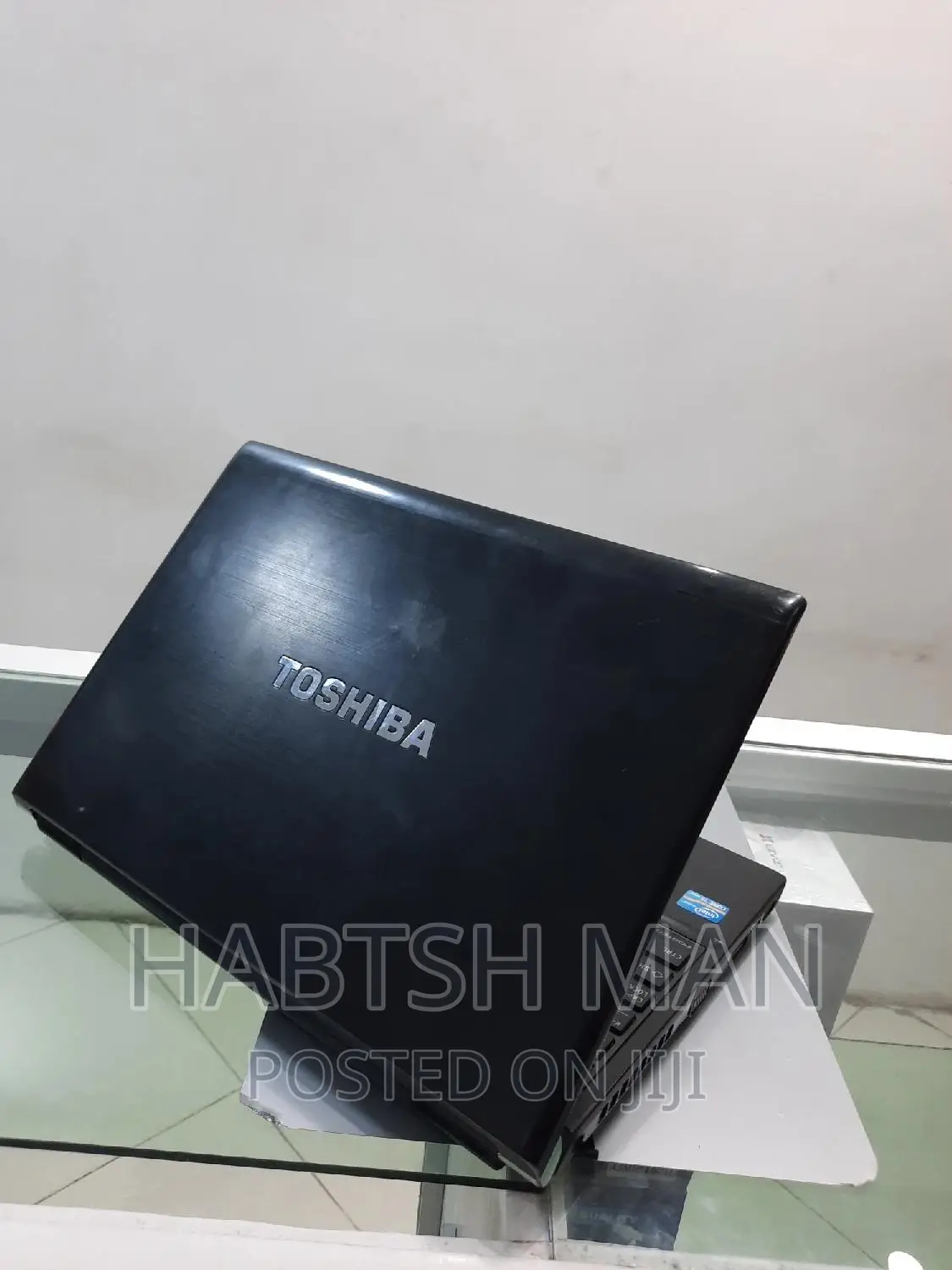Laptop Toshiba Satellite C850 4GB Intel Core I5 HDD 500GB