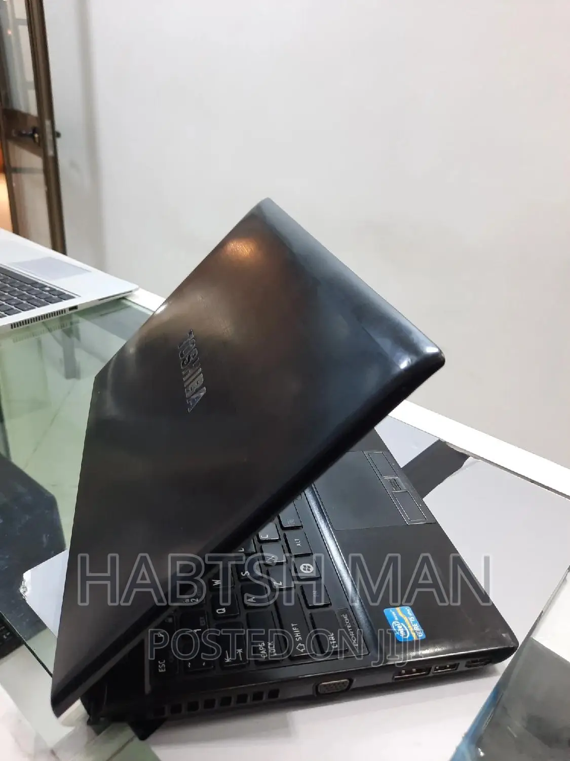 Laptop Toshiba Satellite C850 4GB Intel Core I5 HDD 500GB