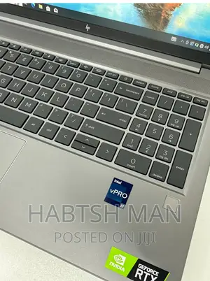 New Laptop HP ZBook Firefly 16inch G9 16GB Intel Core I7 SSD 512GB