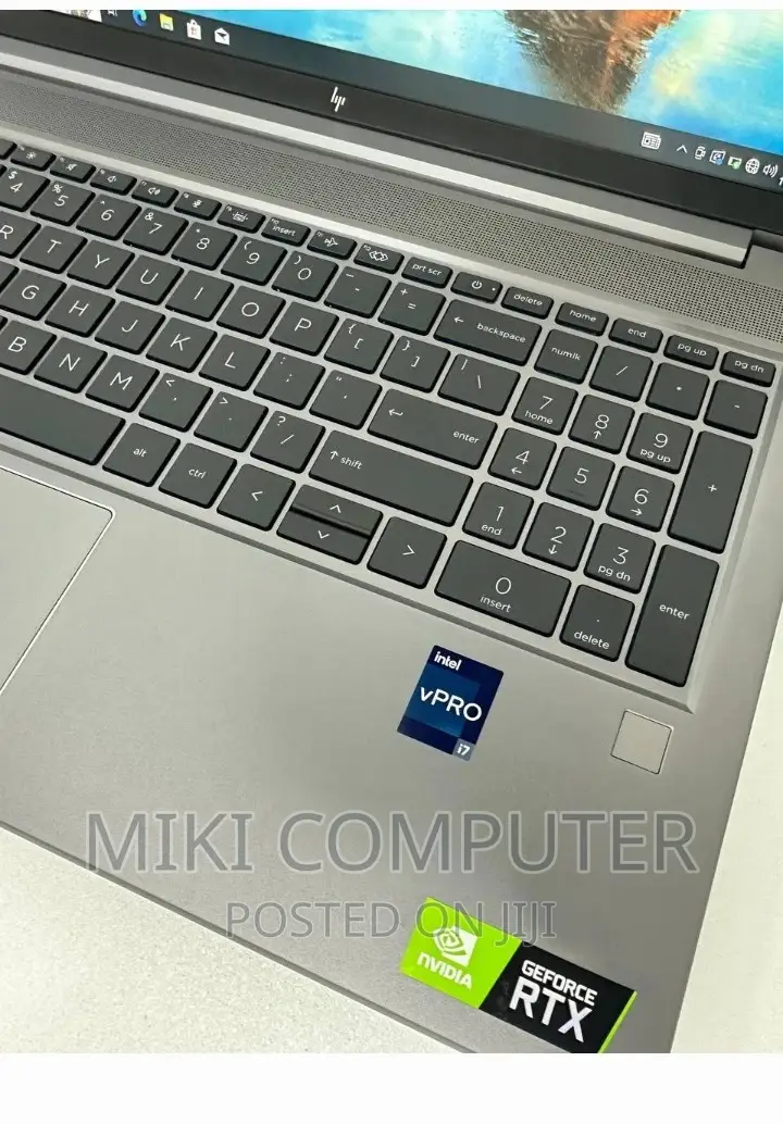 New Laptop HP ZBook 14 16GB Intel Core I7 SSD 512GB