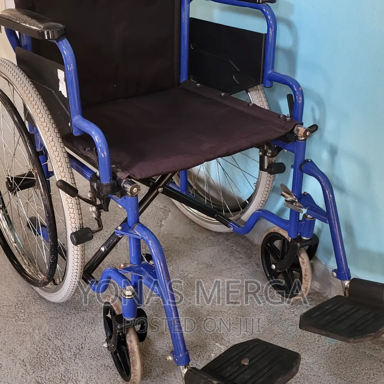 Used Wheelchair/Simply Move Rejoy Chrome Plated Wheelchair