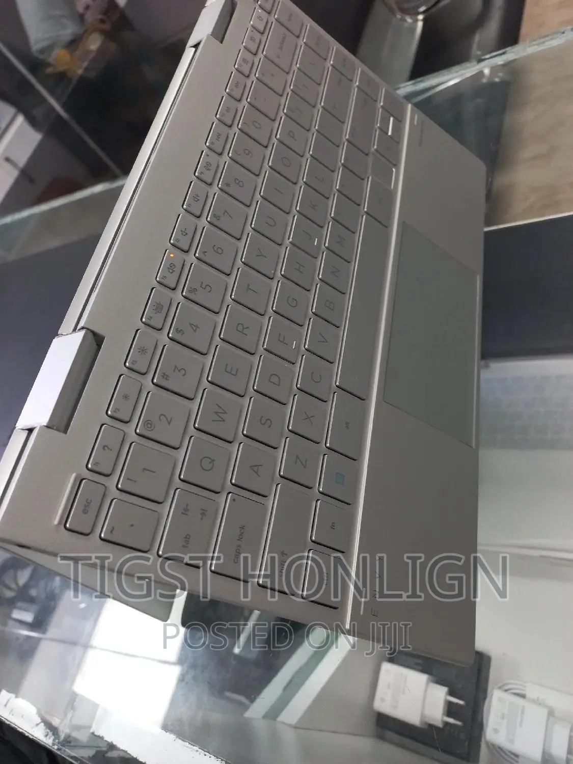 New Laptop HP Envy X360 8GB Intel Core I7 SSD 512GB