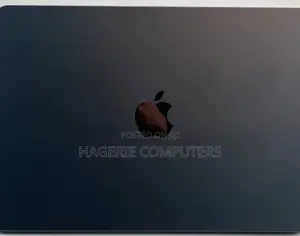 New Laptop Apple MacBook Air 2022 M2 8GB Apple M2 SSD 256GB