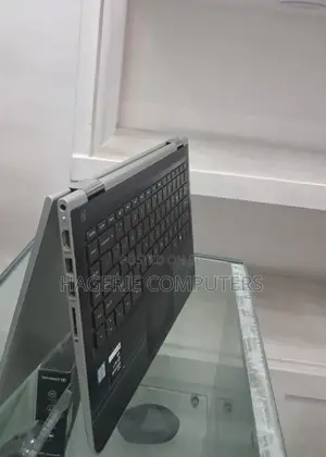 New Laptop HP Pavilion 14 8GB Intel Core I5 SSD 256GB