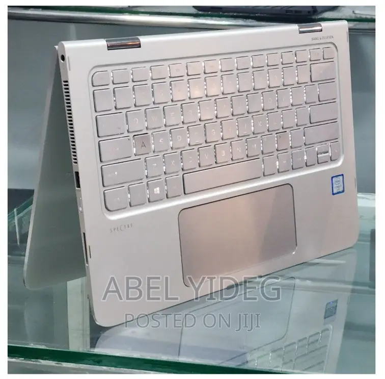 New Laptop HP Spectre X360 8GB Intel Core I7 SSD 512GB