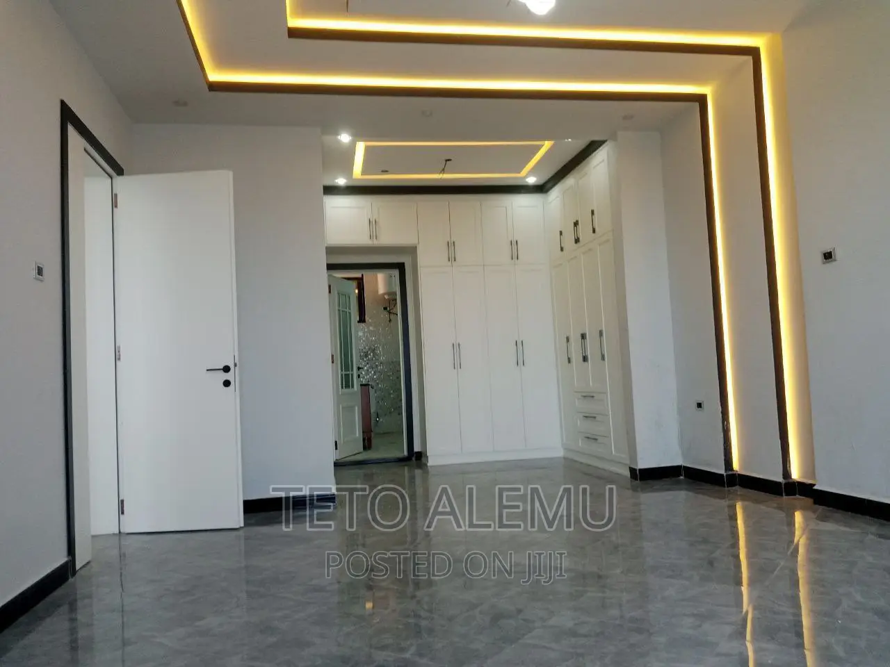 11bdrm Villa in House For Sale, Bole for sale