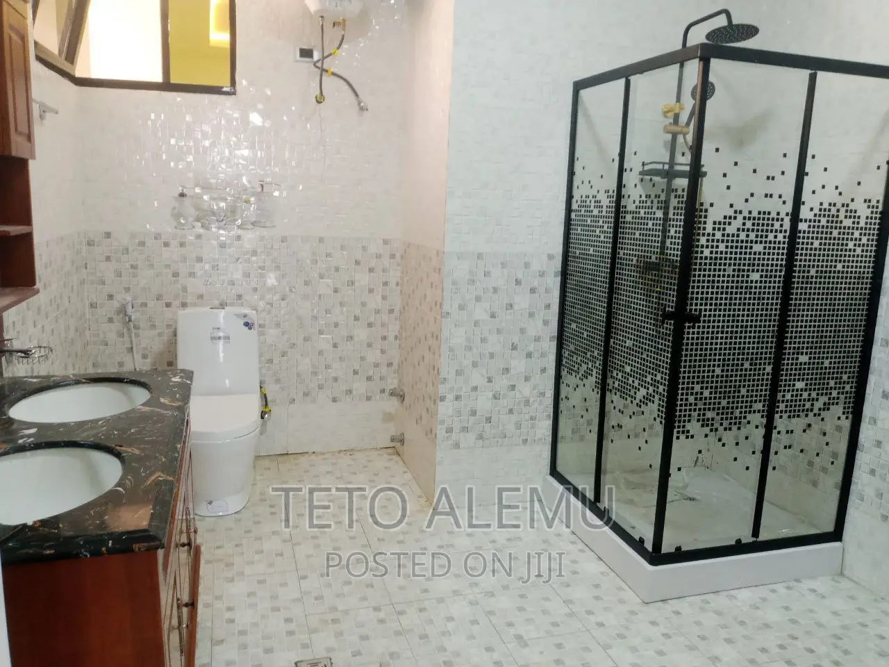 11bdrm Villa in House For Sale, Bole for sale