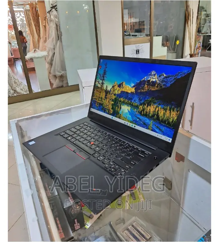 New Laptop Lenovo ThinkPad X1 Carbon 16GB Intel Core I7 SSD 512GB