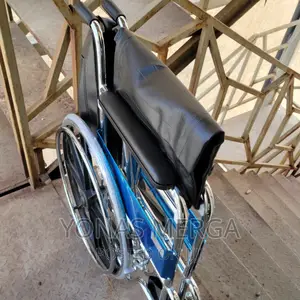 Wheelchair/ at Wheelchair Very Ultralight Weight 18'semi