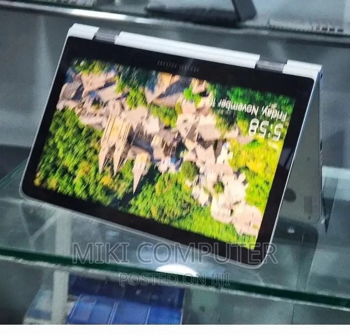 New Laptop HP Spectre X360 8GB Intel Core i7 SSD 512GB