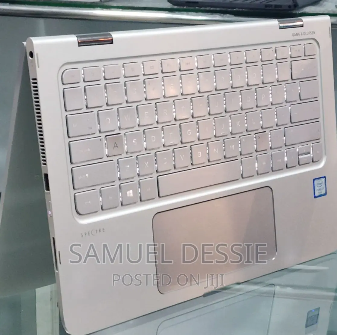 New Laptop HP Spectre X360 8GB Intel Core I7 SSD 512GB