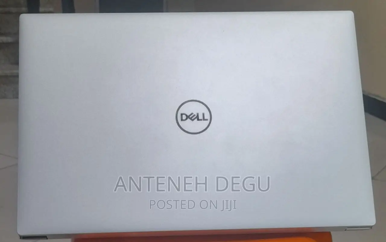New Laptop Dell XPS 15 32GB Intel Core I9 SSD 512GB
