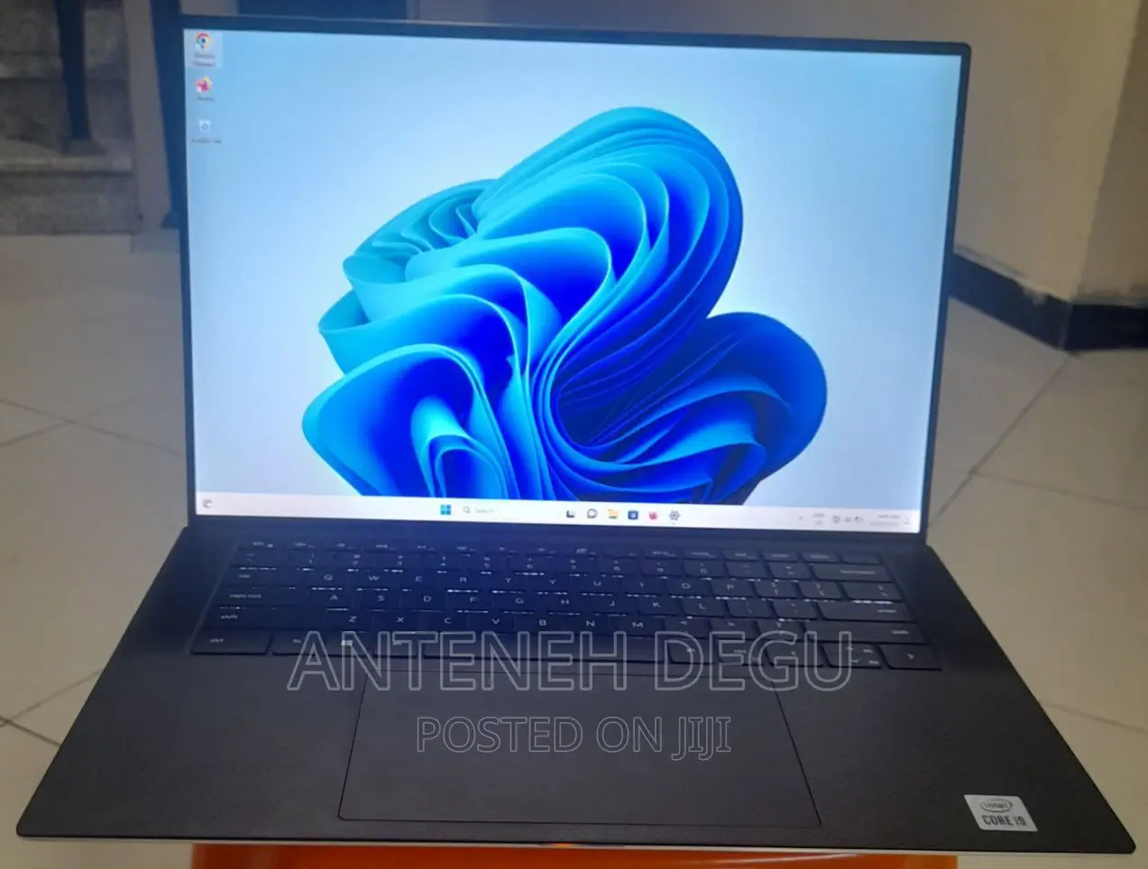 New Laptop Dell XPS 15 32GB Intel Core I9 SSD 512GB