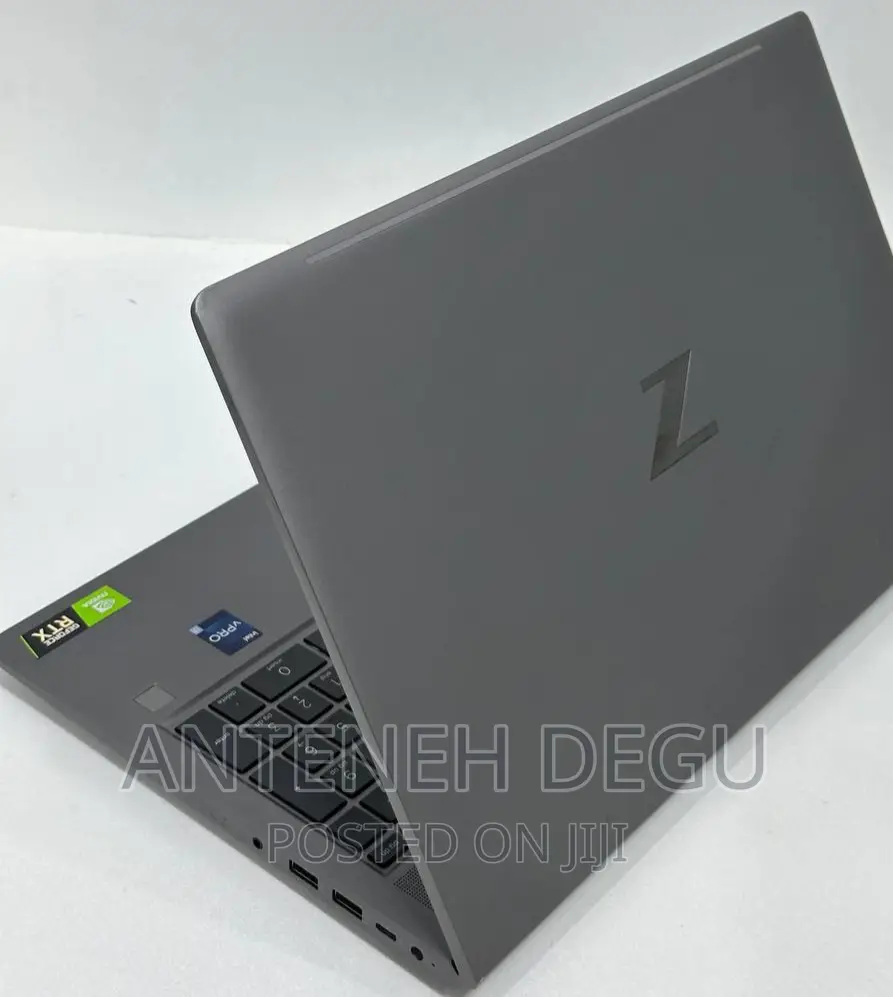 New Laptop HP ZBook Firefly 16inch G9 16GB Intel Core I7 SSD 512GB