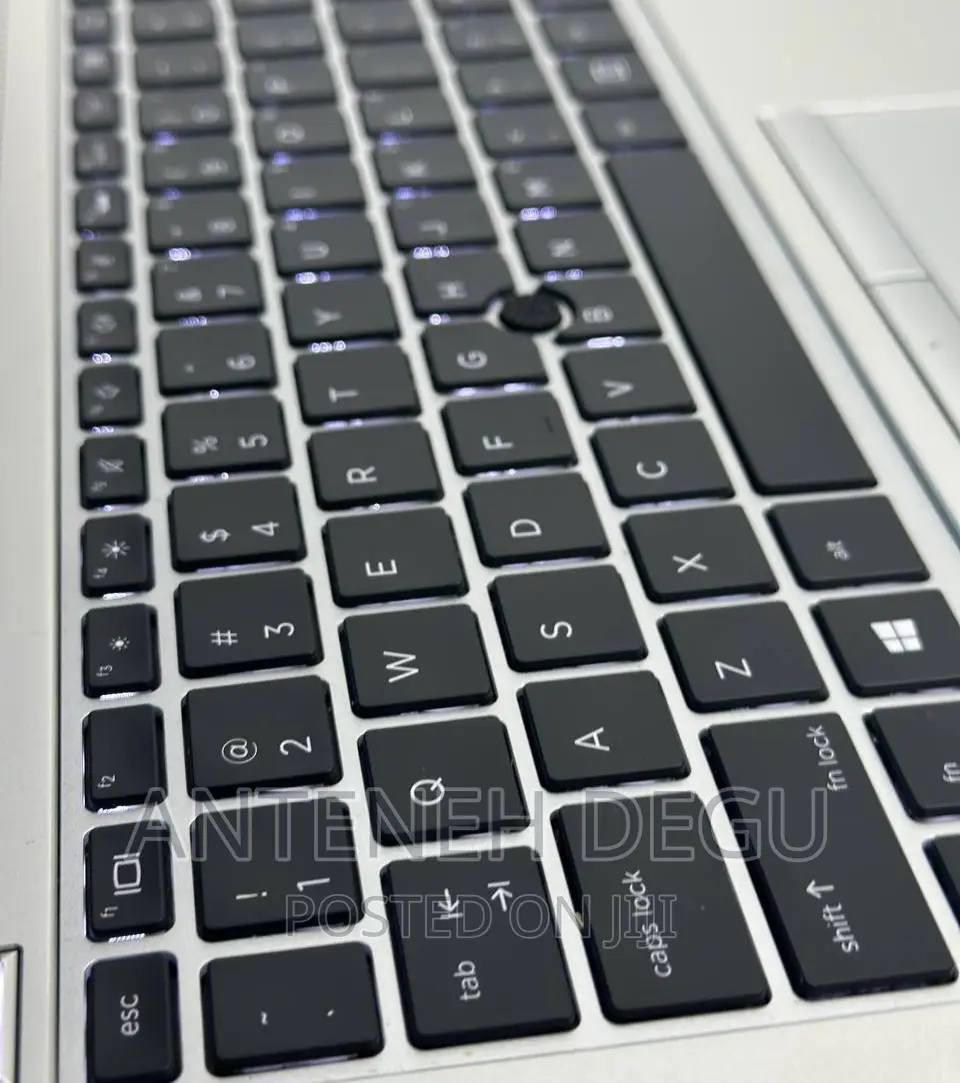 New Laptop HP EliteBook 840 8GB AMD Ryzen 3 SSD 256GB