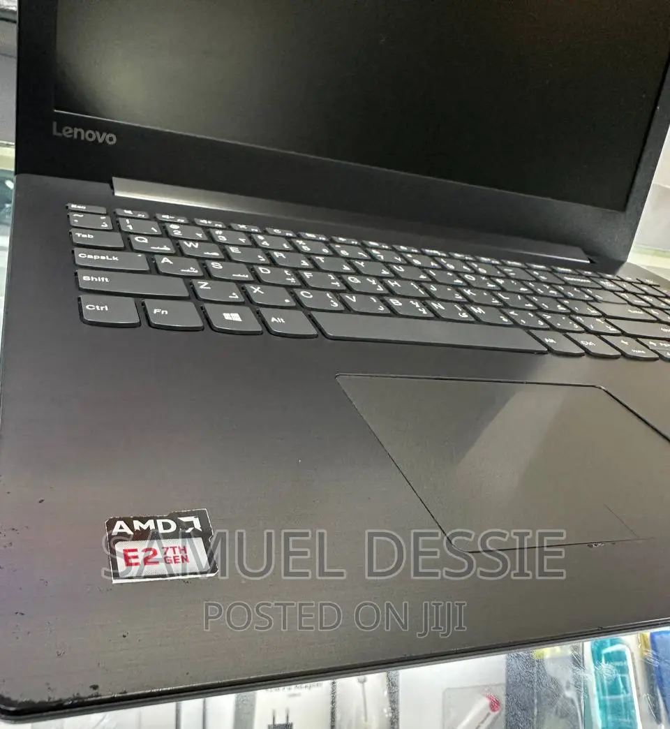 Laptop Lenovo 4GB AMD HDD 500GB